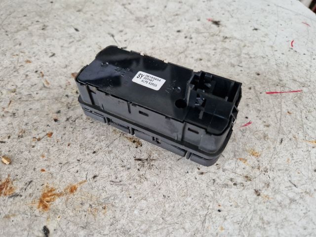 bontott OPEL VECTRA C Ablakemelő és Tükör Kapcsoló