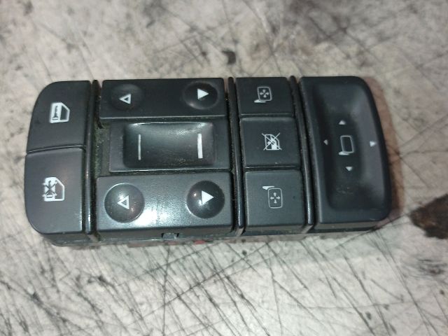 bontott OPEL VECTRA C Ablakemelő Kapcsoló Négyes / Kettes