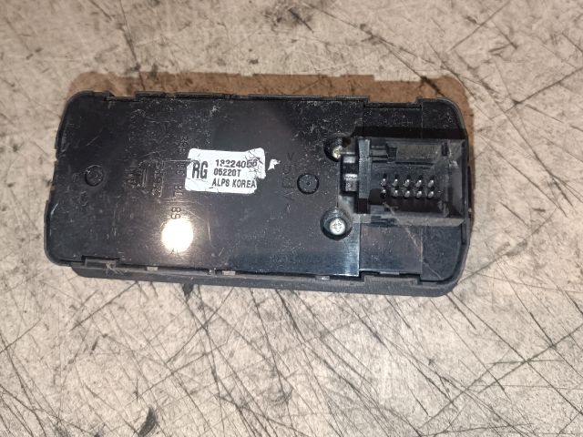 bontott OPEL VECTRA C Ablakemelő Kapcsoló Négyes / Kettes