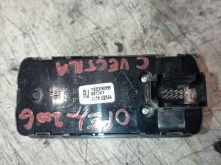 bontott OPEL VECTRA C Ablakemelő Kapcsoló Négyes / Kettes