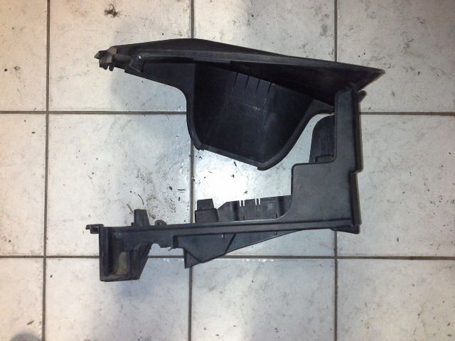 bontott OPEL VECTRA C Akkumulátor Tartó