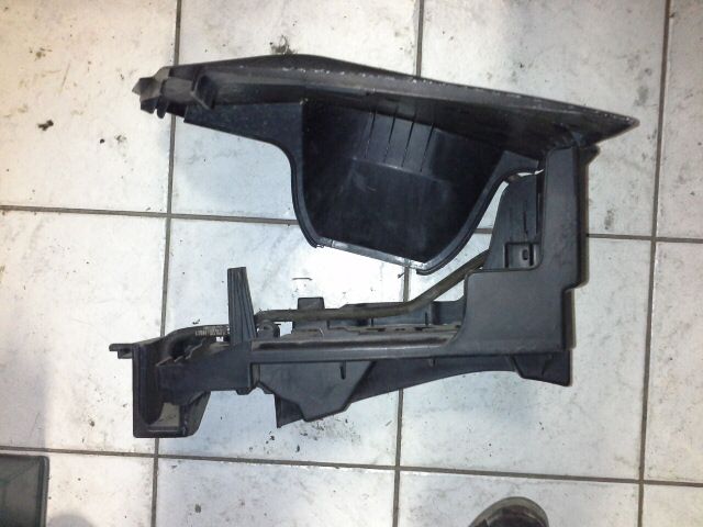 bontott OPEL VECTRA C Akkumulátor Tartó