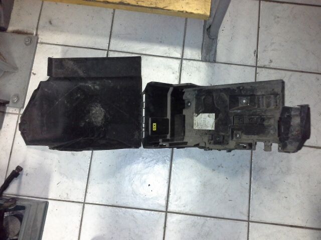 bontott OPEL VECTRA C Akkumulátor Tartó