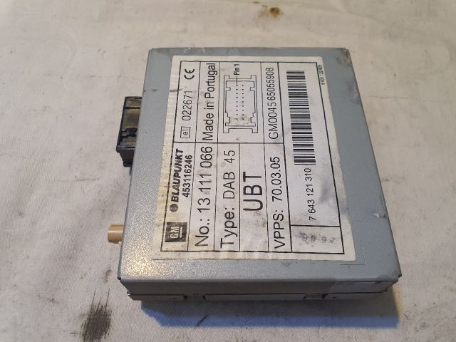 bontott OPEL VECTRA C Antenna Erősítő