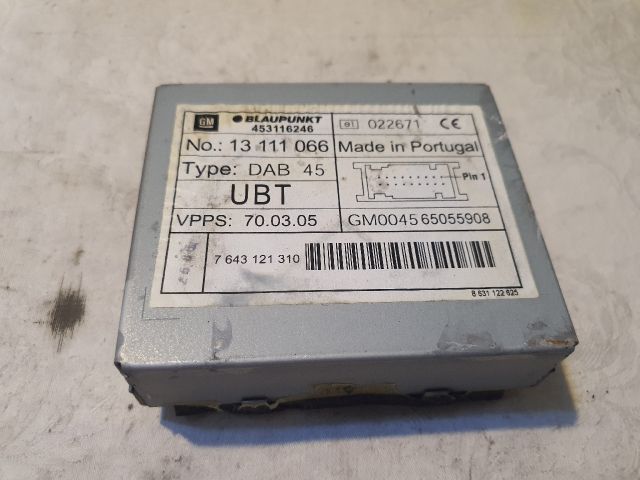 bontott OPEL VECTRA C Antenna Erősítő