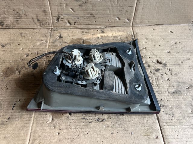 bontott OPEL VECTRA C Bal Belső Hátsó Lámpa