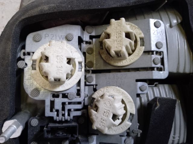 bontott OPEL VECTRA C Bal Belső Hátsó Lámpa