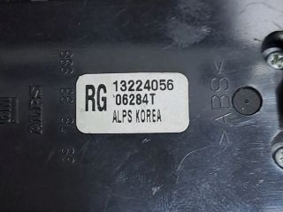 bontott OPEL VECTRA C Bal első Ablakemelő Kapcsoló