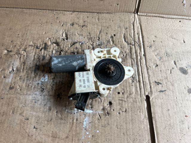 bontott OPEL VECTRA C Bal első Ablakemelő Motor