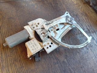 bontott OPEL VECTRA C Bal első Ablakemelő Motor