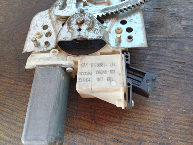 bontott OPEL VECTRA C Bal első Ablakemelő Motor