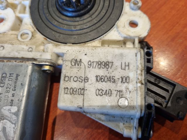 bontott OPEL VECTRA C Bal első Ablakemelő Motor