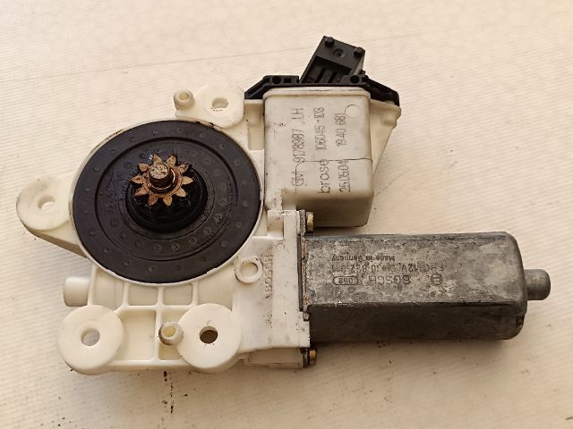 bontott OPEL VECTRA C Bal első Ablakemelő Motor