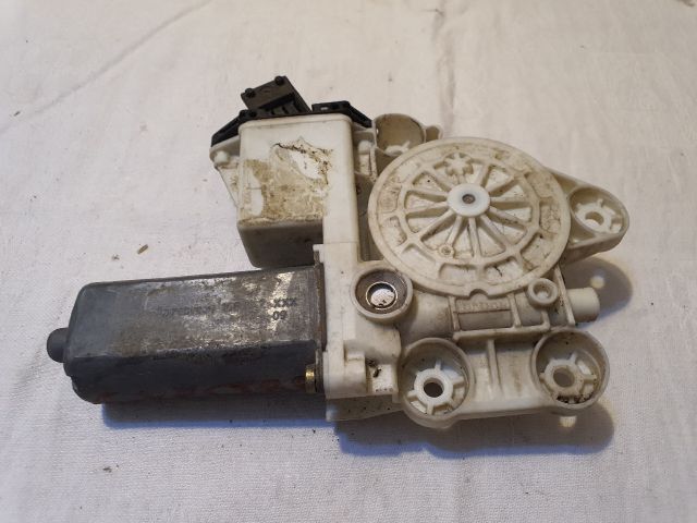 bontott OPEL VECTRA C Bal első Ablakemelő Motor