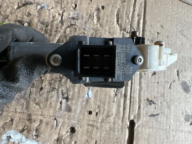 bontott OPEL VECTRA C Bal első Ablakemelő Motor