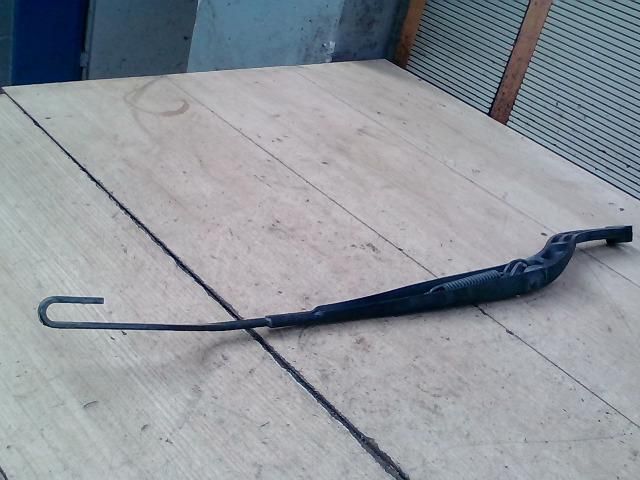 bontott OPEL VECTRA C Bal első Ablaktörlő Kar