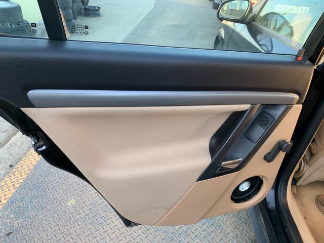 bontott OPEL VECTRA C Bal első Ajtó Kárpit