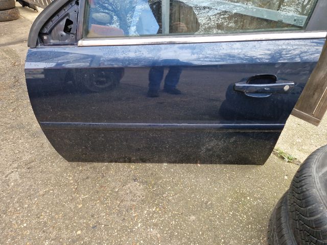 bontott OPEL VECTRA C Bal első Ajtó (Részeivel)