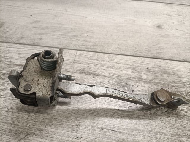 bontott OPEL VECTRA C Bal első Ajtóhatároló