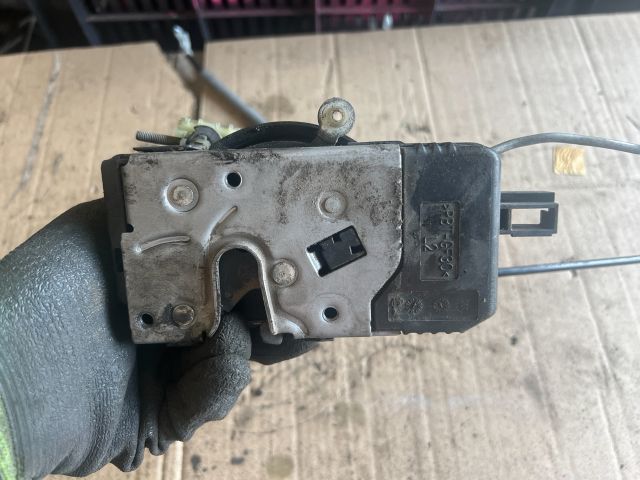 bontott OPEL VECTRA C Bal első Ajtózár