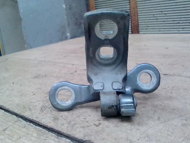 bontott OPEL VECTRA C Bal első Felső Zsanér