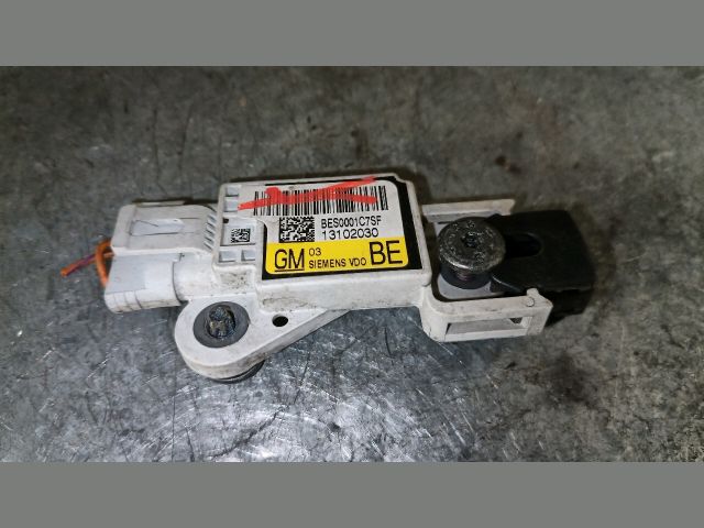 bontott OPEL VECTRA C Bal első Oldal Ütközés Érzékelő