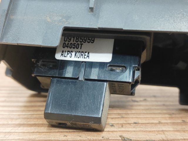 bontott OPEL VECTRA C Bal hátsó Ablakemelő Kapcsoló