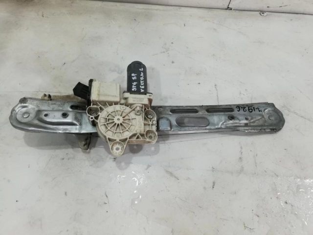 bontott OPEL VECTRA C Bal hátsó Ablakemelő Motor