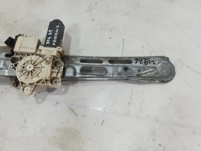 bontott OPEL VECTRA C Bal hátsó Ablakemelő Motor