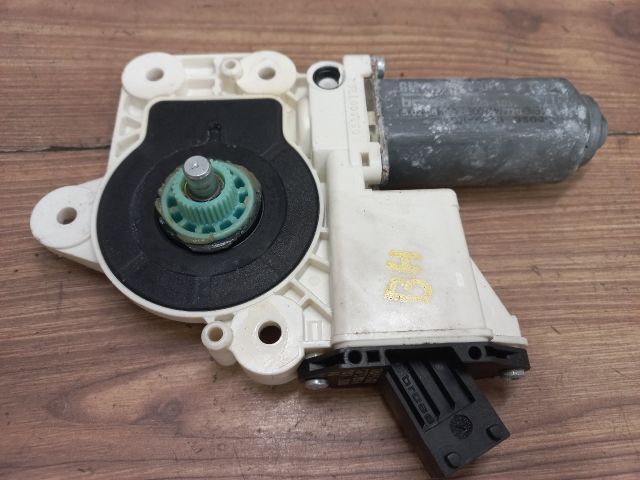 bontott OPEL VECTRA C Bal hátsó Ablakemelő Motor