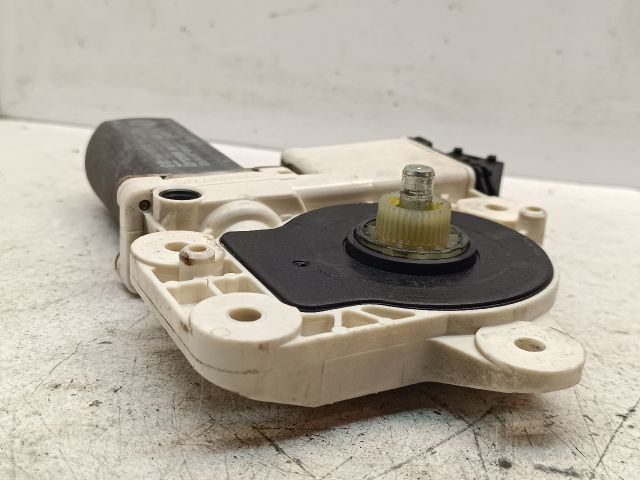 bontott OPEL VECTRA C Bal hátsó Ablakemelő Motor