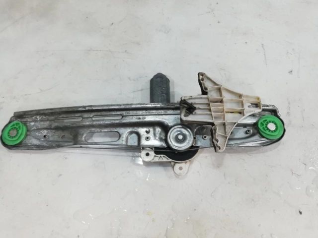 bontott OPEL VECTRA C Bal hátsó Ablakemelő Motor