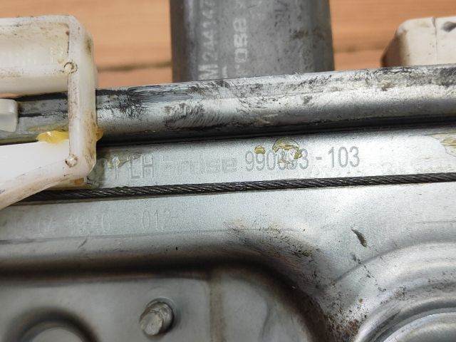 bontott OPEL VECTRA C Bal hátsó Ablakemelő Szerkezet (Elektromos)