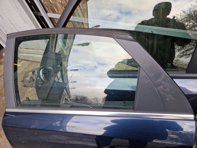 bontott OPEL VECTRA C Bal hátsó Ajtó (Részeivel)