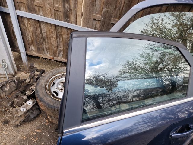 bontott OPEL VECTRA C Bal hátsó Ajtó (Részeivel)