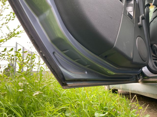 bontott OPEL VECTRA C Bal hátsó Ajtó (Üres lemez)