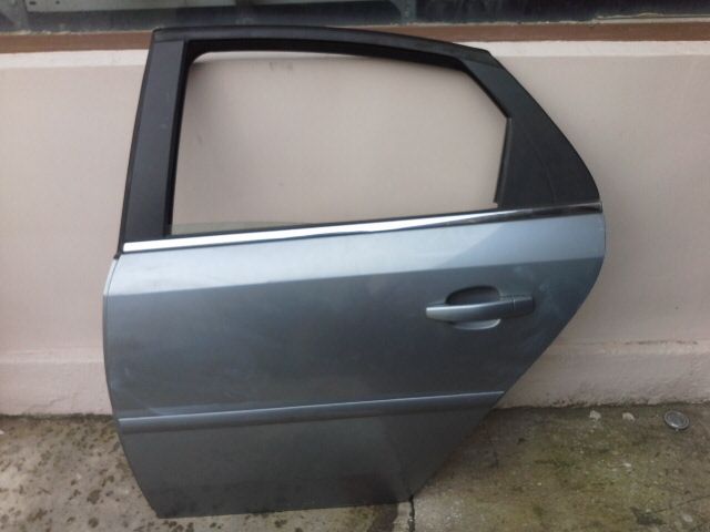bontott OPEL VECTRA C Bal hátsó Ajtó (Üres lemez)