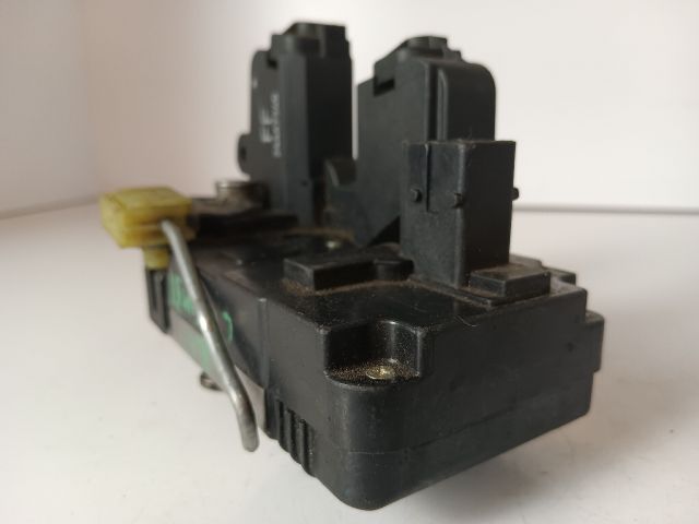 bontott OPEL VECTRA C Bal hátsó Ajtózár