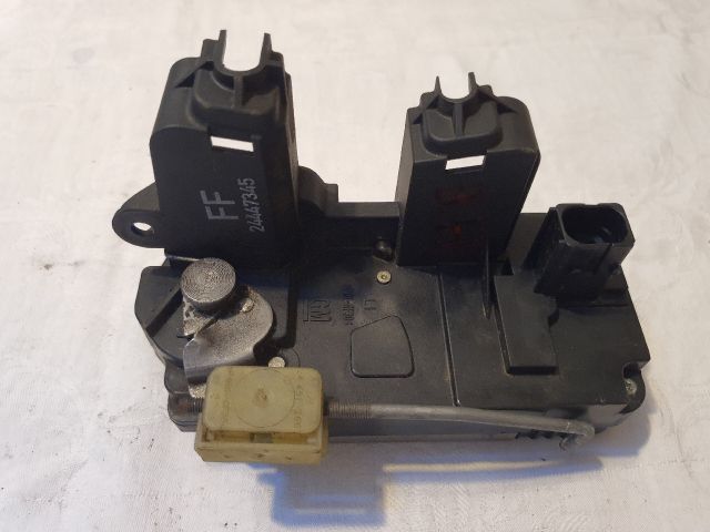 bontott OPEL VECTRA C Bal hátsó Ajtózár