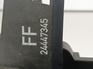 bontott OPEL VECTRA C Bal hátsó Ajtózár