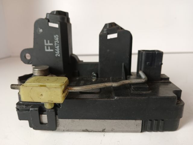 bontott OPEL VECTRA C Bal hátsó Ajtózár