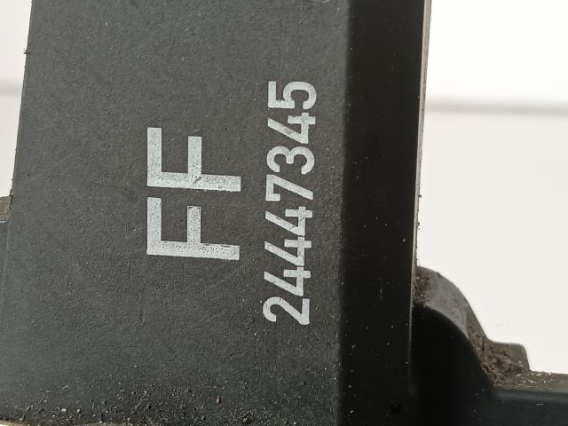 bontott OPEL VECTRA C Bal hátsó Ajtózár