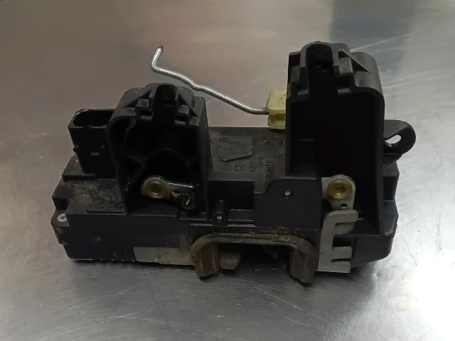 bontott OPEL VECTRA C Bal hátsó Ajtózár