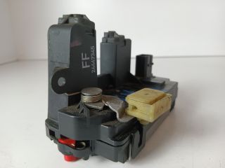 bontott OPEL VECTRA C Bal hátsó Ajtózár