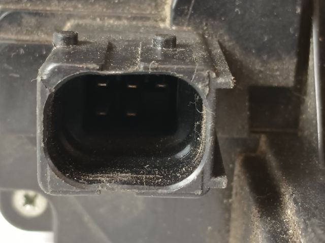 bontott OPEL VECTRA C Bal hátsó Ajtózár