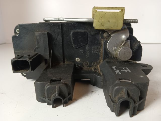 bontott OPEL VECTRA C Bal hátsó Ajtózár