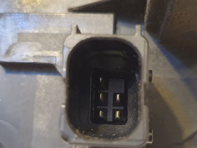 bontott OPEL VECTRA C Bal hátsó Ajtózár