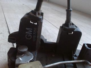 bontott OPEL VECTRA C Bal hátsó Ajtózár