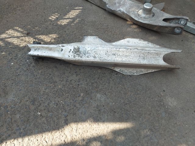 bontott OPEL VECTRA C Bal hátsó Alsó Hátsó Lengőkar