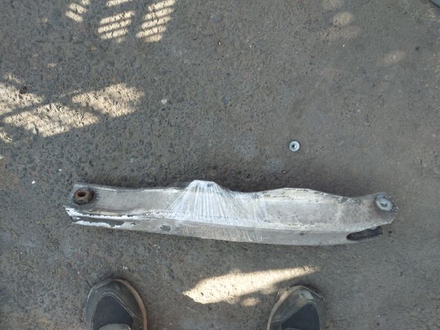 bontott OPEL VECTRA C Bal hátsó Alsó Hátsó Lengőkar